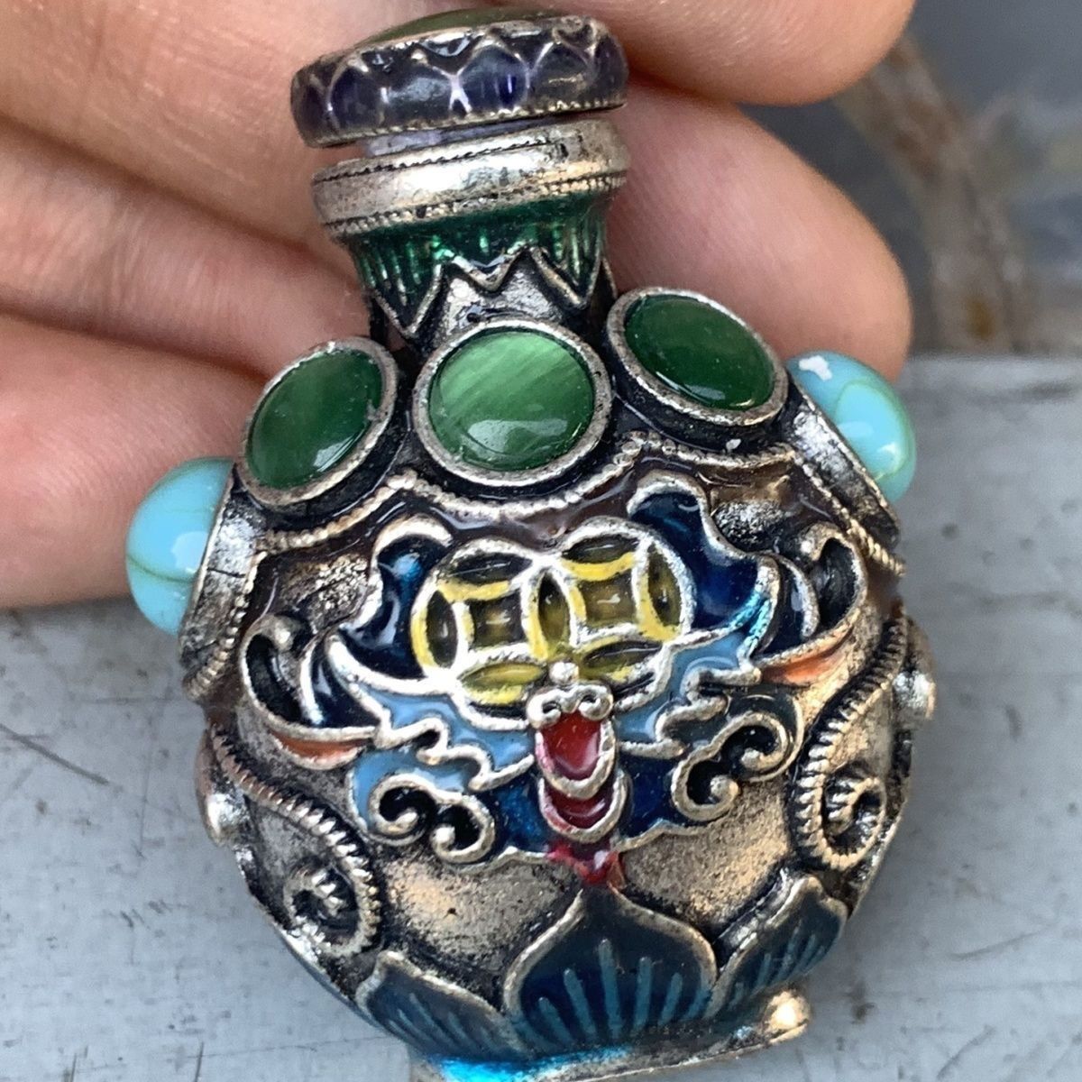Vintage Cloisonne Bronze Snuff - Collectible Vintage Tools recensie en prijs