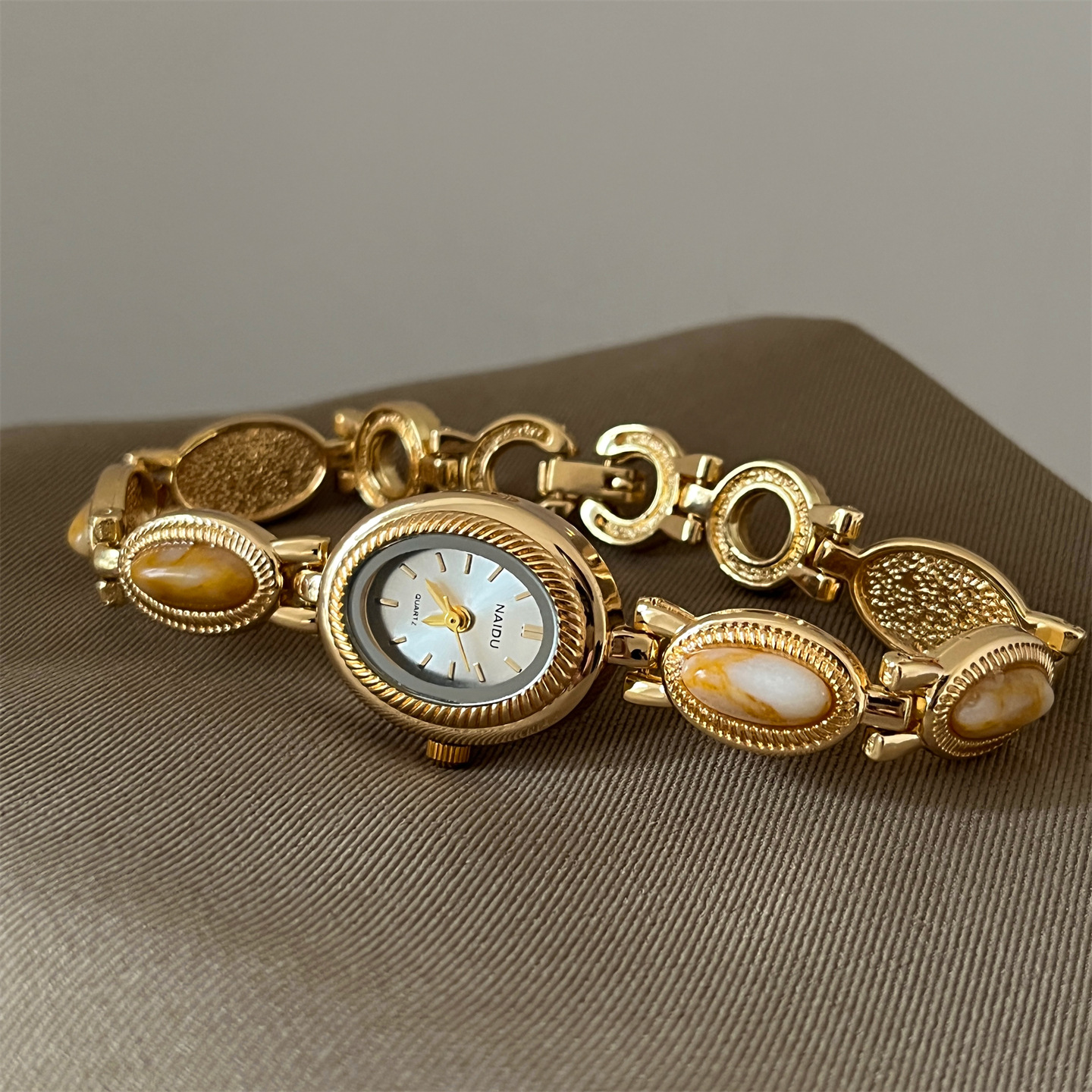New Vintage Women's Watch with - Vintage Watch Crystal recensie en prijs