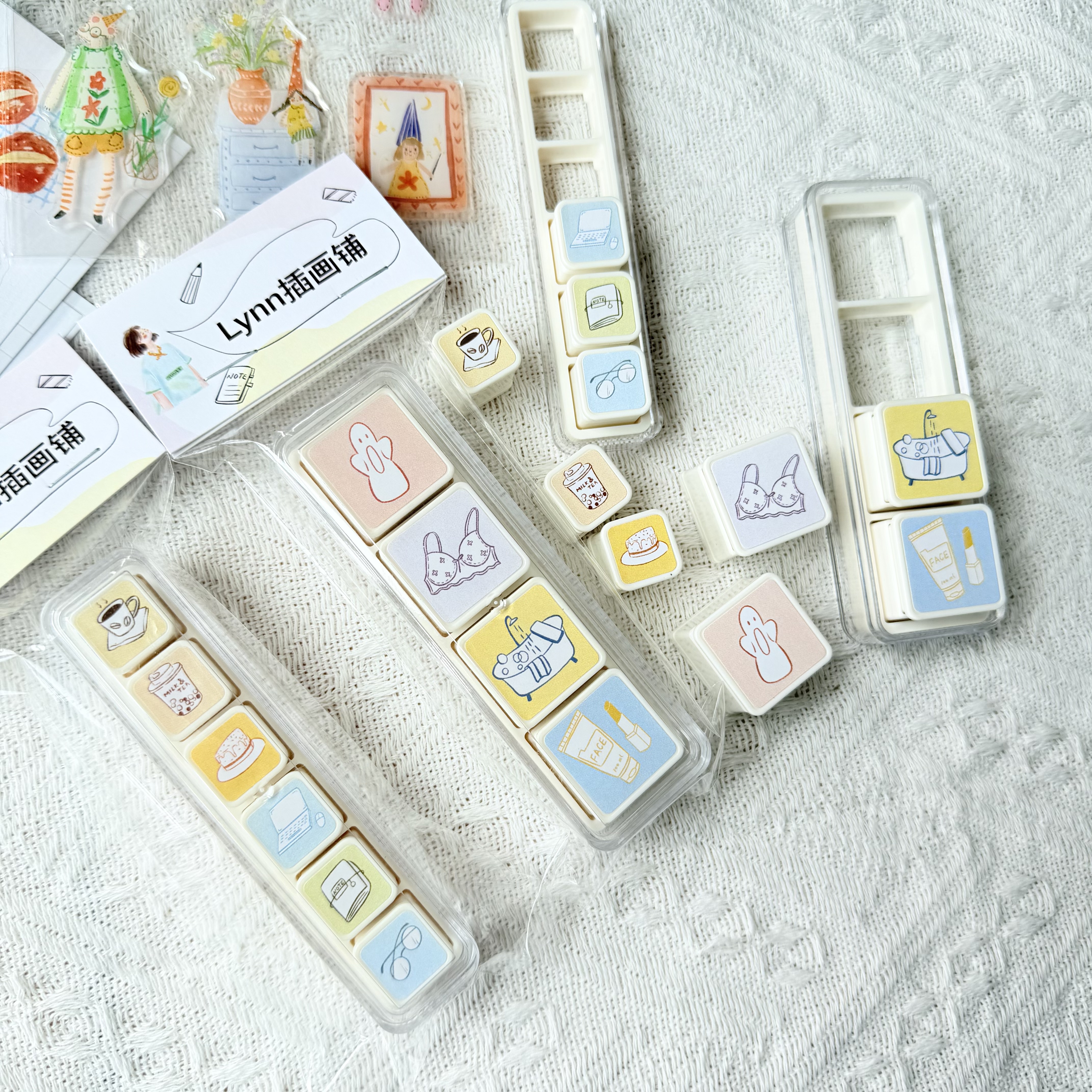 Lynn Studio Vintage Girls' Dai - Vintage Collectible Stamps recensie en prijs